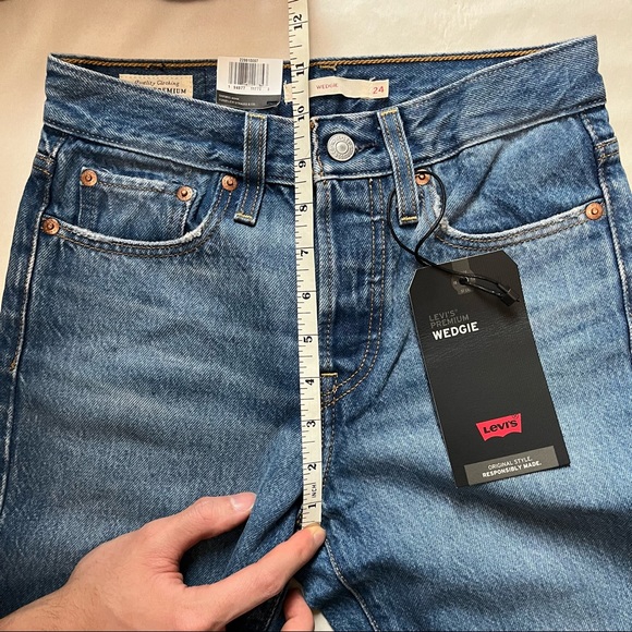 NWT Levi’s Blue Wedgie Fit Ankle Premium Jeans 24x28 100% Cotton Athens Shut It - Picture 8 of 16